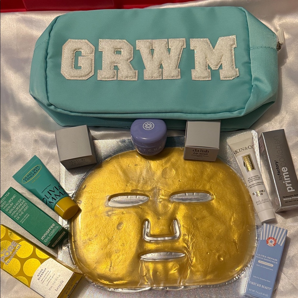 Teal GRWM Cosmetic Bag Skincare Set- 10 products. All items included in picture.
